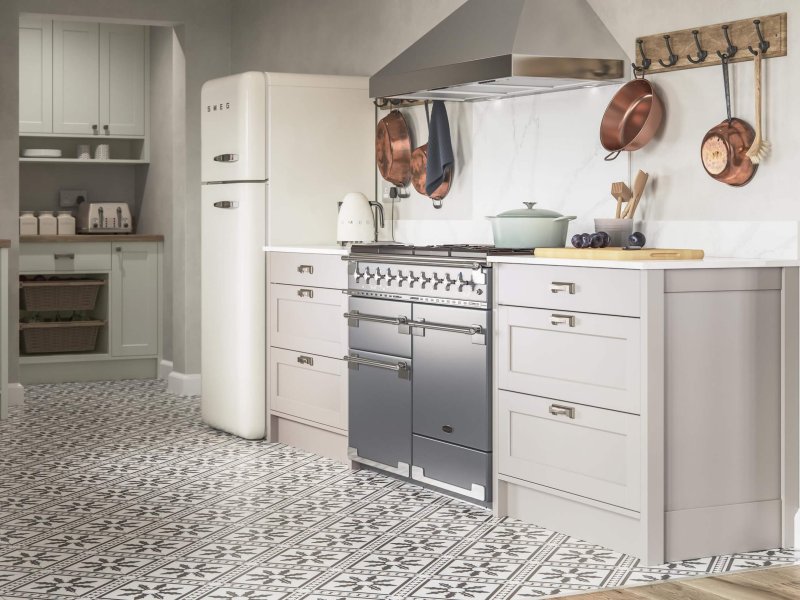 Dawson Porcelain and Cashmere_Cameo 3_-Superior-Cabinets-Kitchen-Designs