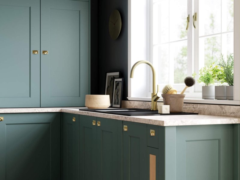 Florence Deep Heather and Viridian_Cameo 4_-Superior-Cabinets-Kitchen-Designs