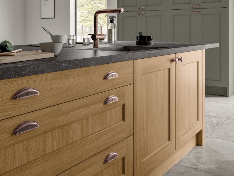 Wakefield Cardamom and Light Oak_Cameo 3_-Superior-Cabinets-Kitchen-Designs