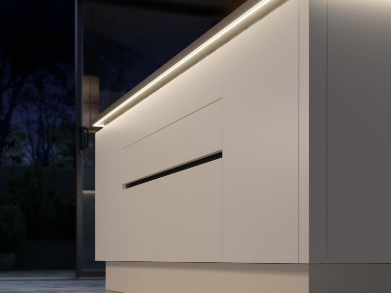 Zola Soft Matte Cashmere and White_Cameo 7_-Superior-Cabinets-Kitchen-Designs